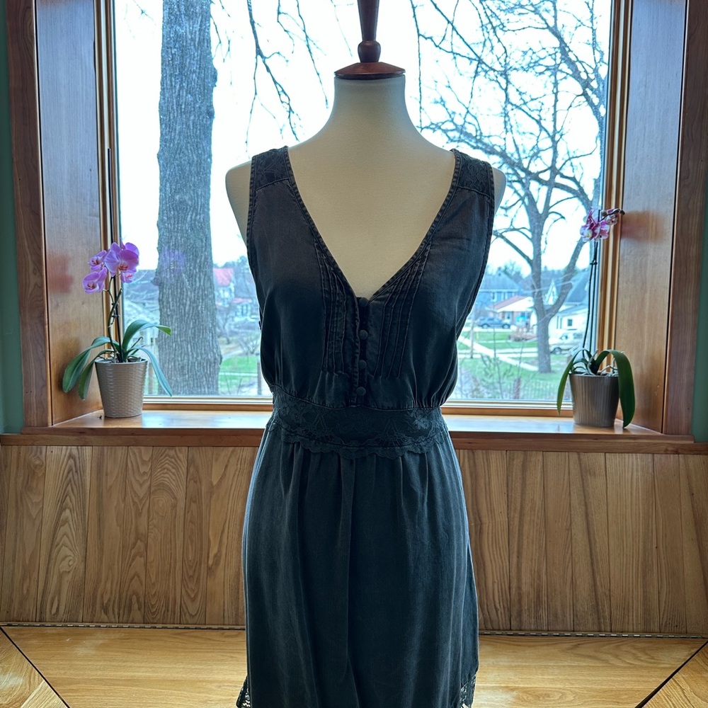 Free People Charcoal Sleeveless V-neck Dress with Lace Waist L
